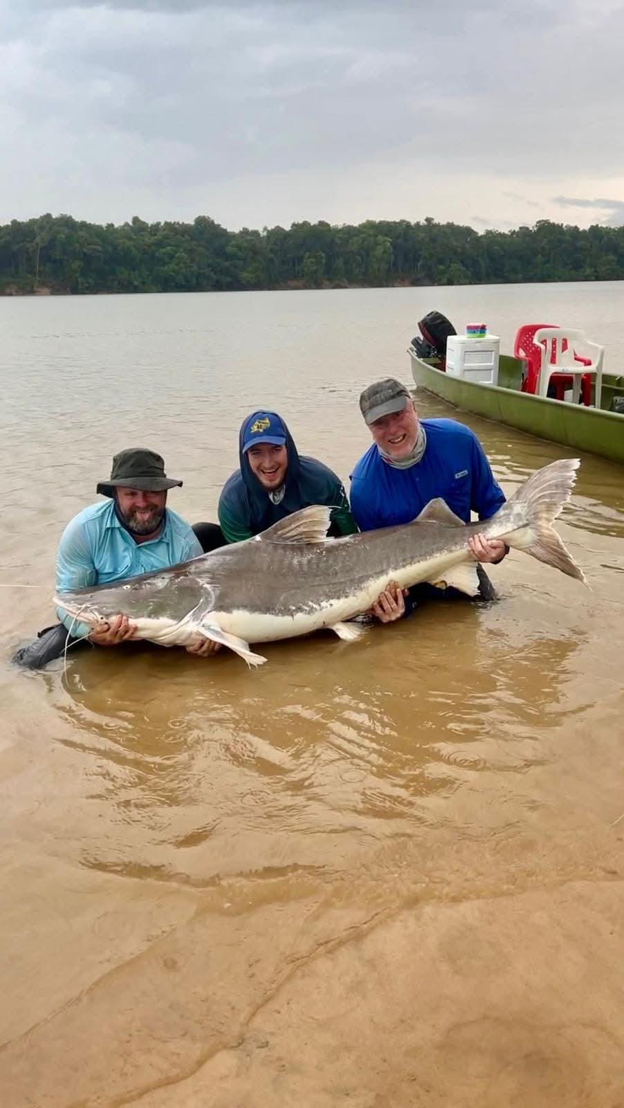 Pesca 9 días parte alta río Inírida