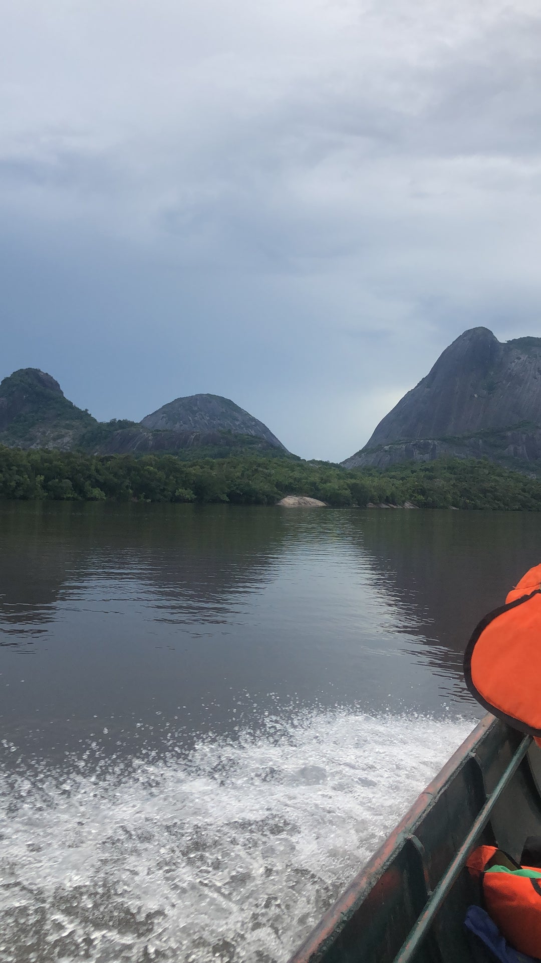 Cerros, Mavicure, Mavecure, Guainía, Rio Inírida, Ecoturismo, turismo de naturaleza