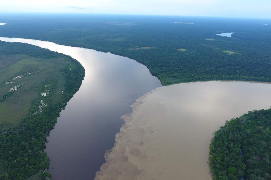 Estrella Fluvial de Inírida: qué es, cómo visitarla y por qué incluirla en tu viaje