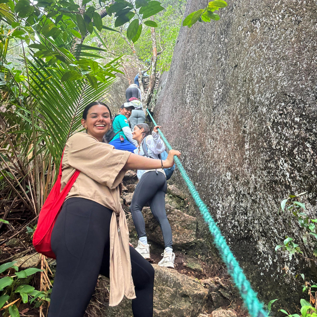 Experiencia Privada Cerros de Mavicure – 2 Noches, 3 Días” / “Private Trip Mavicure Hills  Experience – 2 Nights, 3 Days