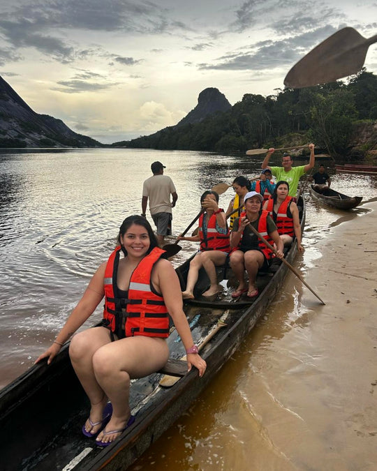 Experiencia Privada Cerros de Mavicure – 2 Noches, 3 Días” / “Private Trip Mavicure Hills  Experience – 2 Nights, 3 Days