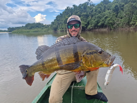 Viaje de Pesca dias de pesca – Bajo Río Inírida, Comunidad La Ceiba / Fishing Trip – Lower Inírida River