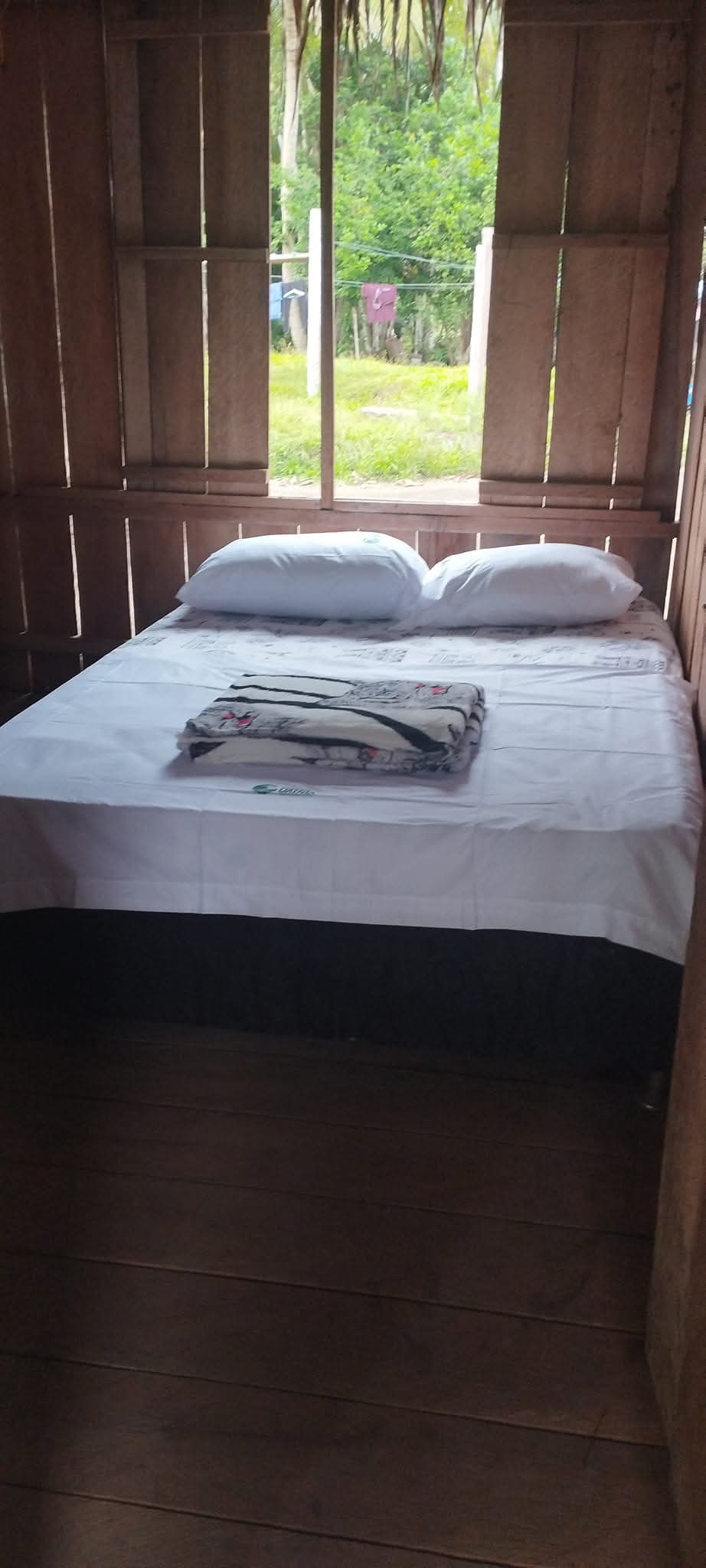 Viaje de Pesca – Bajo Río Inírida, Comunidad La Ceiba / Fishing Trip – Lower Inírida River